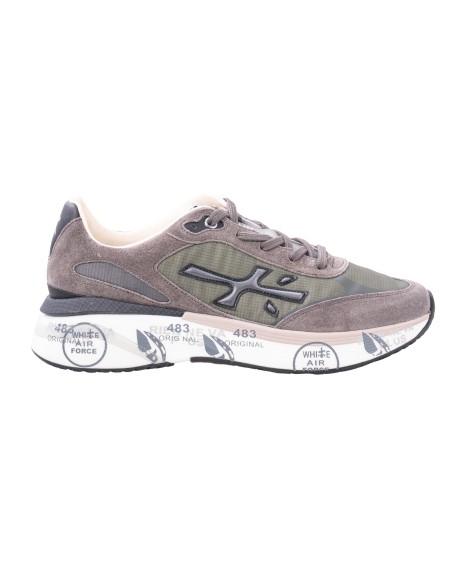 Shop PREMIATA  Scarpa: Premiata Sneakers "Moerun 7106".
Il modello si basa sulla leggerezza del movimento, la stabilità e la sensazione ammortizzante data dall'innovazione del fondo. 
La nuova silhouette è ricca di dettagli: logo sul laterale esterno, scritta PREMIATA sul laterale interno e nome del modello sull'etichetta.
Altezza suola 4,5 cm.
Composizione: SUOLA: 70% PEBAX 20% GOMMA 10% TPU TOMAIA: 55% PA 10% PL 5% EA 5% PU 25% PELLE DI VITELLO FODERA: 86% PELLE DI CAPRA 14% PU.
Made in Vietnam.. MOERUN 7106-V